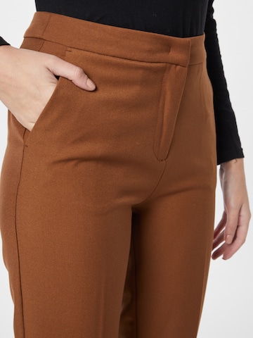 UNITED COLORS OF BENETTON Slimfit Spodnie w kant w kolorze brązowy