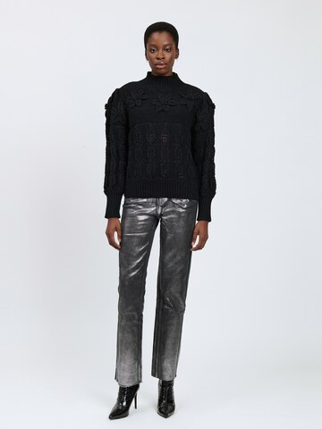 Influencer - Jersey en negro