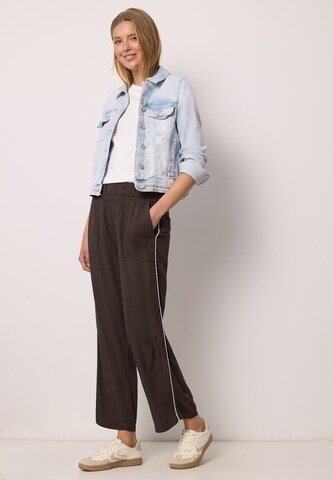 Street One Studio Loose fit Pants in Brown: front