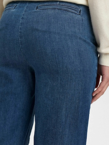 NÜMPH Regular Farkut 'AMBER' värissä sininen