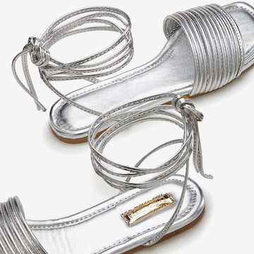 LASCANA - Sandálias com tiras em prata