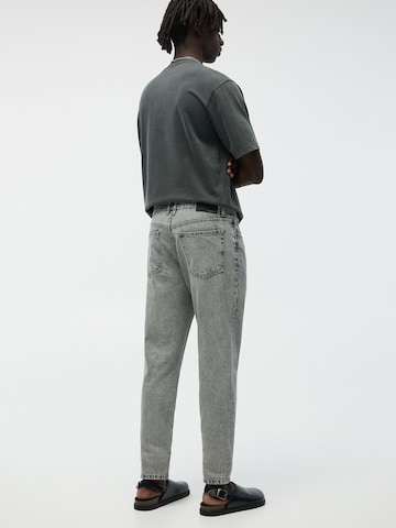 Regular Jean Pull&Bear en gris