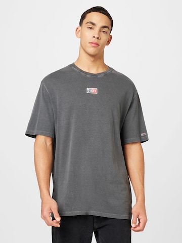 T-Shirt Tommy Jeans en gris : devant