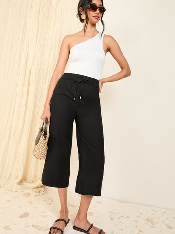 Friends Like These Loose fit Trousers in Black