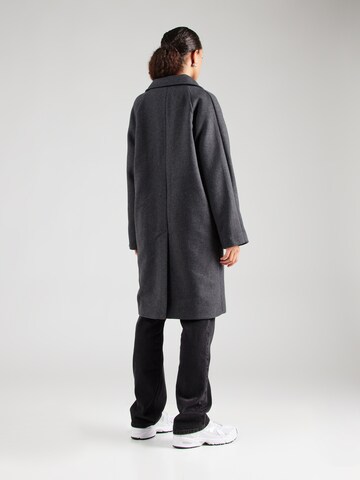 Freequent Between-Seasons Coat 'MELLON' in Grey