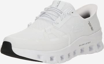 Baskets basses 'Gyor Glide Step Pro' SKECHERS en blanc : devant