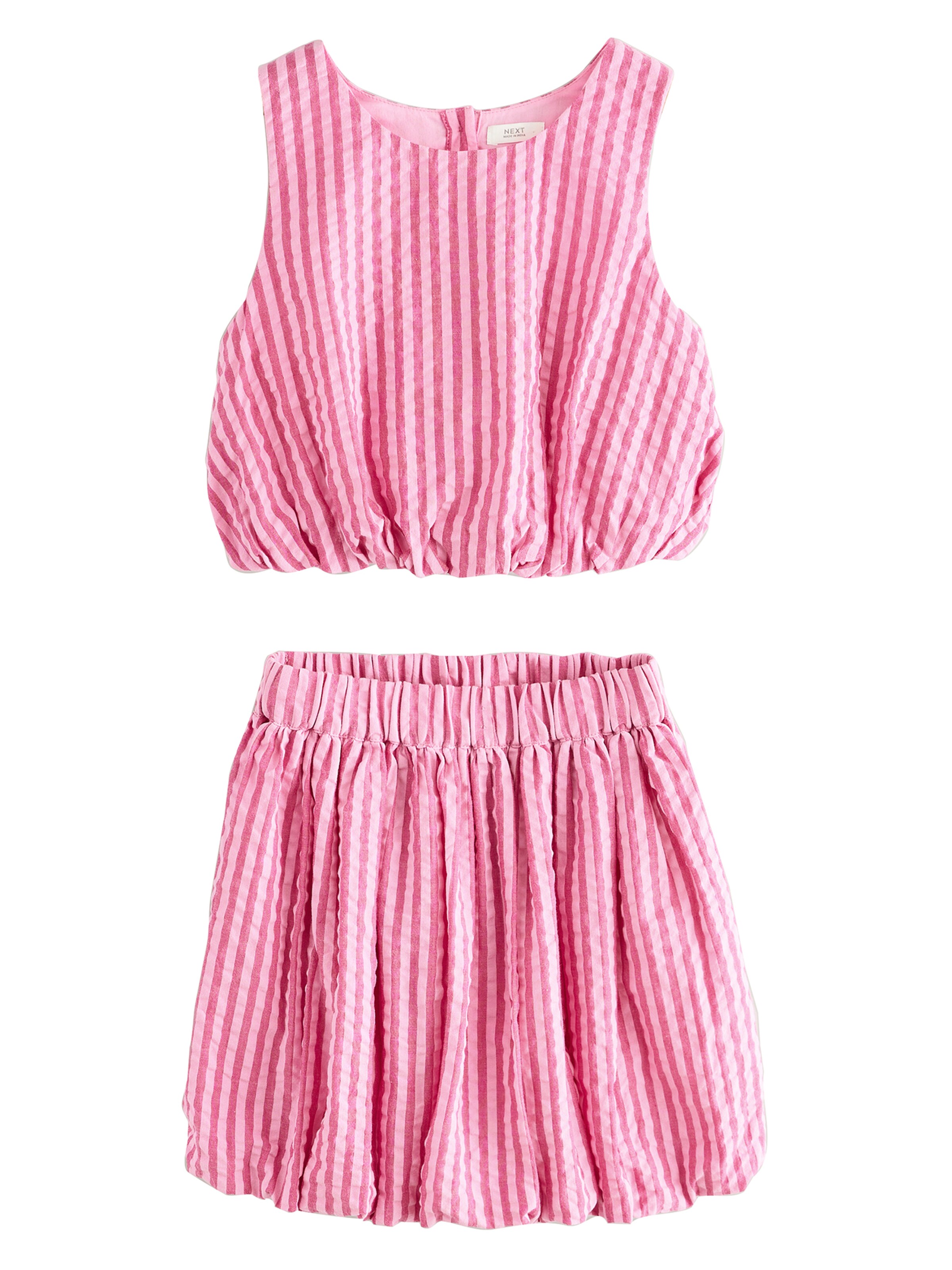 Next Set in Roze: voorkant