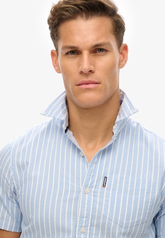 Coupe regular Chemise Superdry en bleu