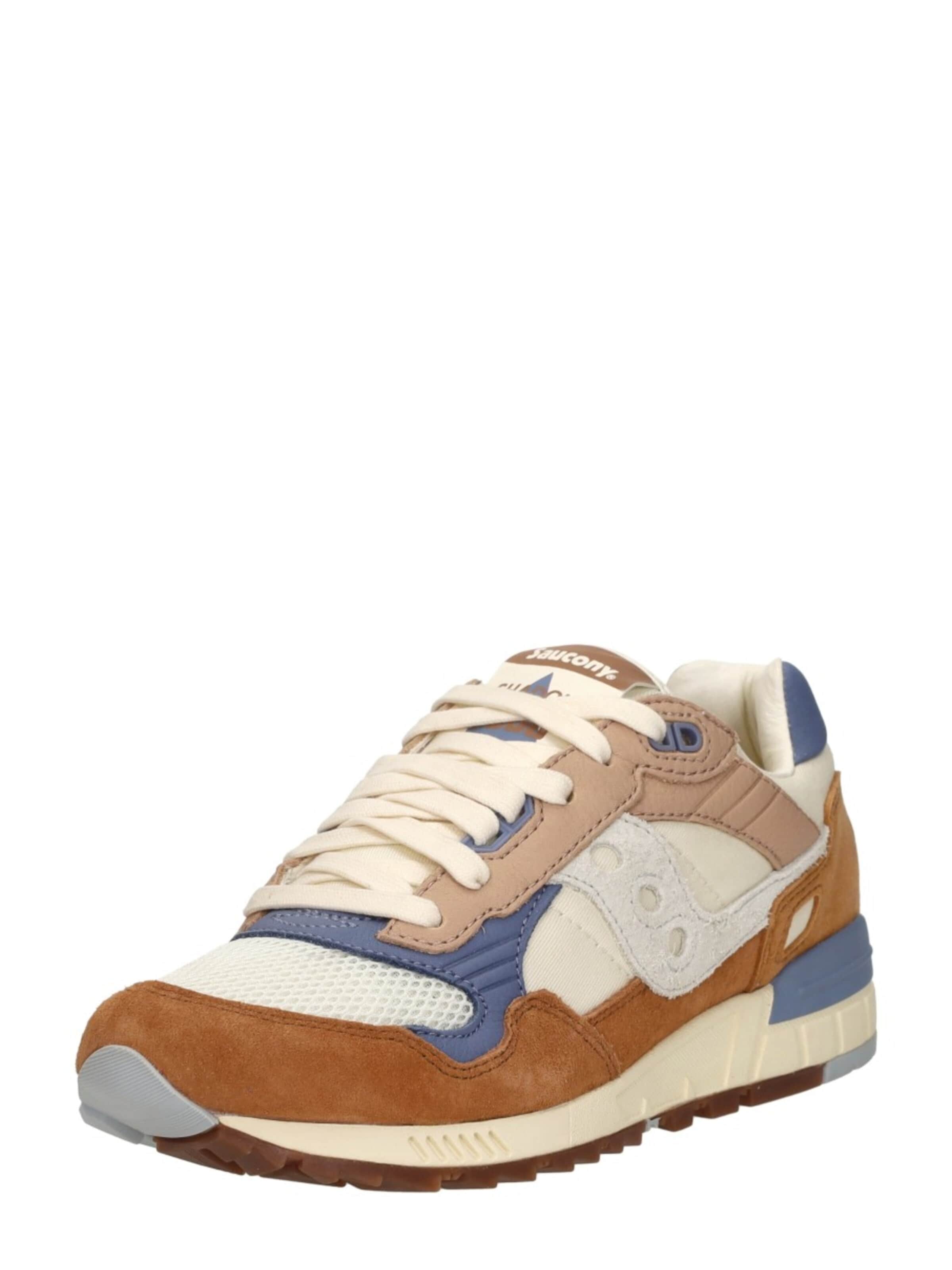 saucony Sneakers laag 'Shadow 500' in Bruin: voorkant