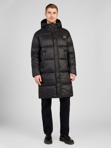 QS Winter Coat in Black: front