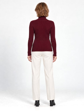 RYVAN Svetr 'Pullover' – červená