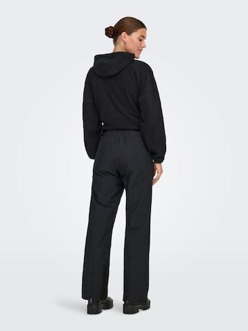 Regular Pantaloni outdoor 'ONPSLOPE' de la ONLY PLAY pe negru