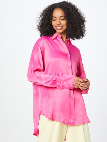 Warehouse Blouse in Roze: voorkant