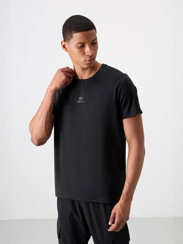 Tommy Life Shirt in Black: front