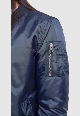 Urban Classics Демисезонная куртка в Синий
