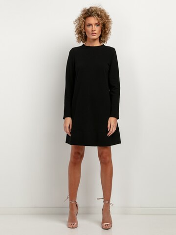 TESSITA Kleid in Schwarz
