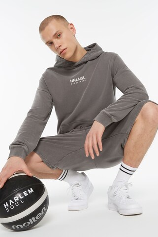 Harlem Soul MON-TEL Hoodie printed in Grau