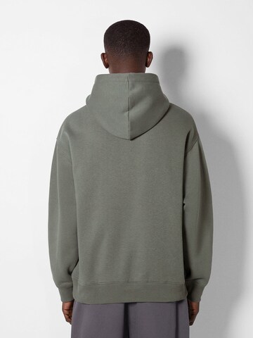 Bershka Sweatshirt in Grün