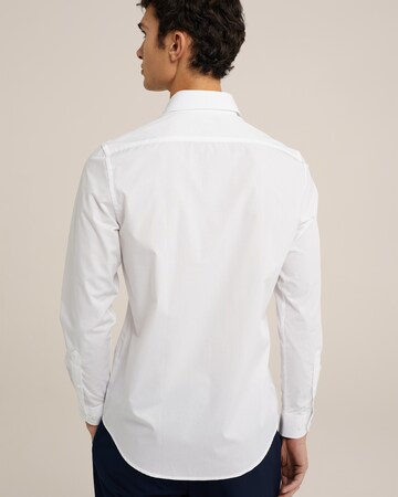 Regular fit Camicia business di WE Fashion in bianco
