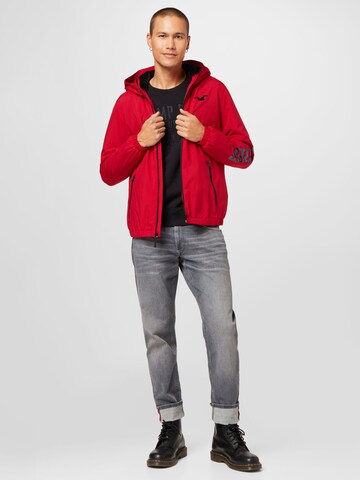 HOLLISTER Prehodna jakna | rdeča barva