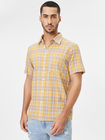 Coupe regular Chemise AÉROPOSTALE en beige : devant