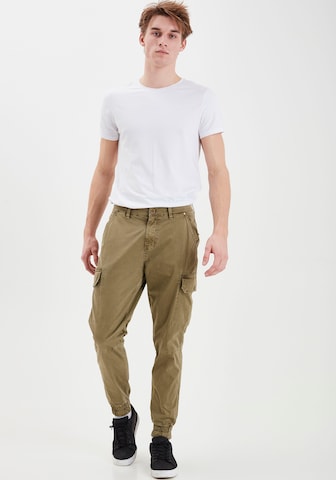 BLEND Tapered Cargo Pants in Green