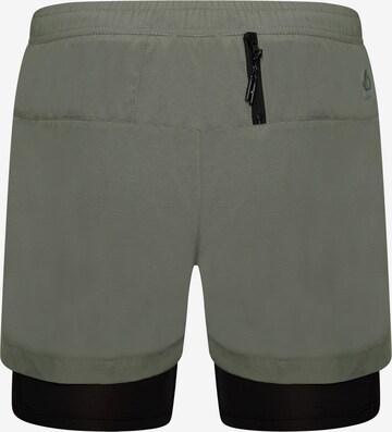 DARE2B Regular Outdoorshorts 'Recreate II' in Grün