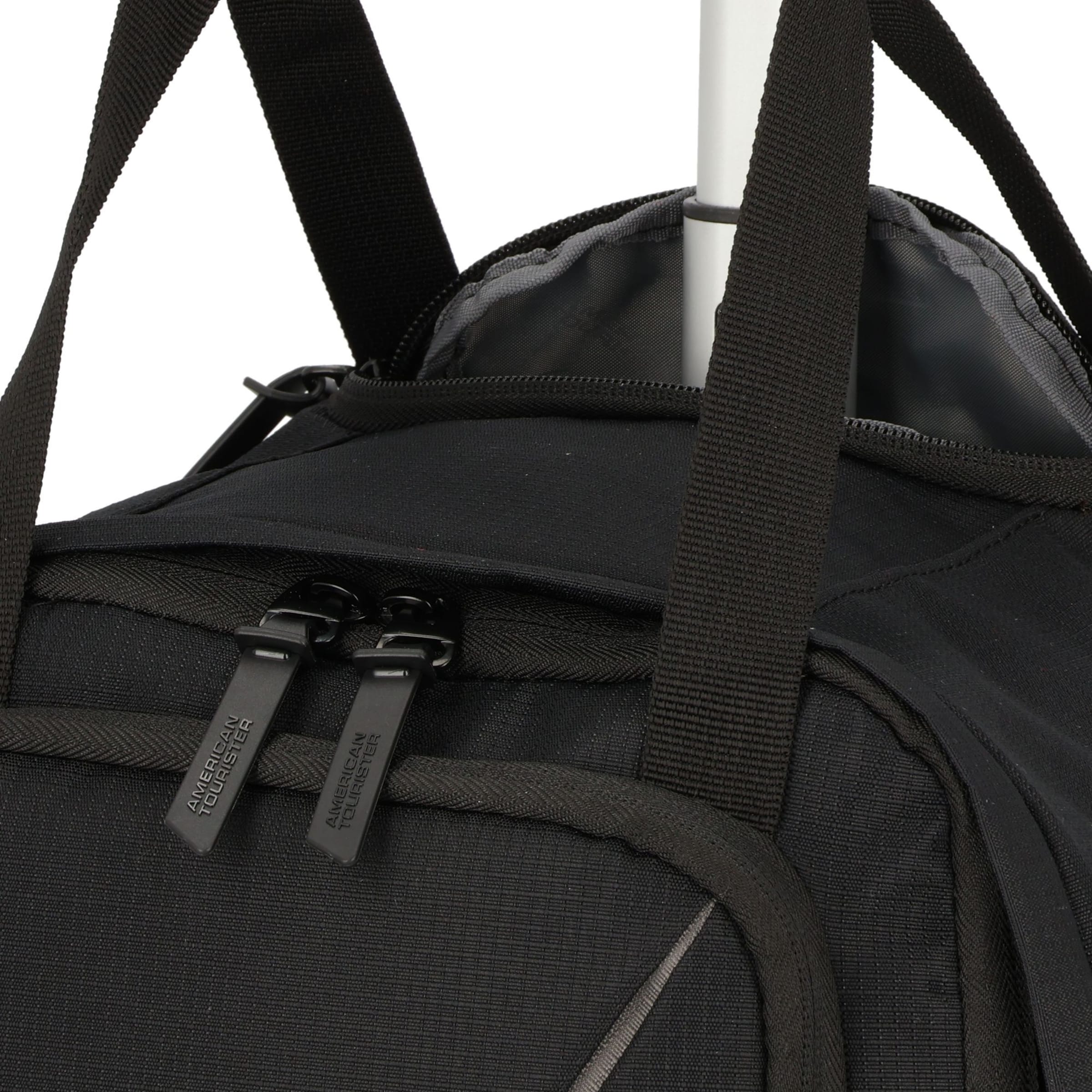 Trolley 'Take2Cabin' di American Tourister in nero