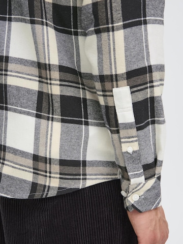 !Solid Comfort fit Button Up Shirt 'CHRIS' in White