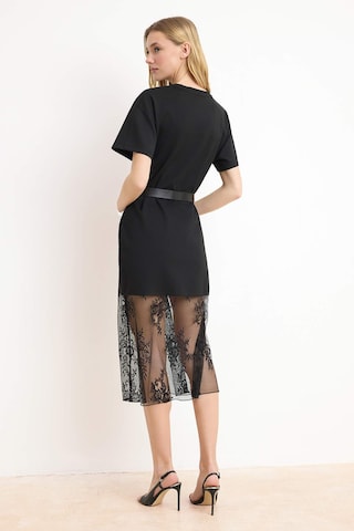 Trendyol - Vestido em preto