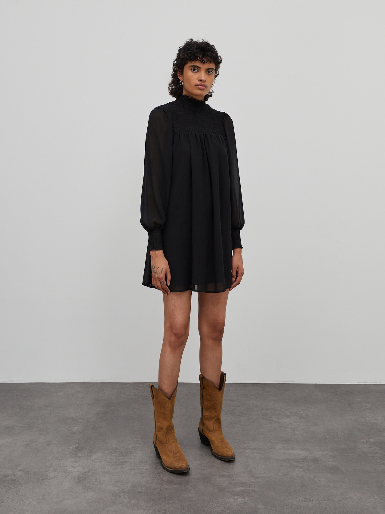 EDITED Vestido 'Abigail' negro