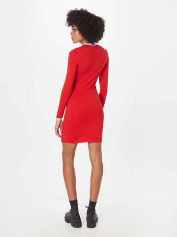 Tommy Jeans - Vestido en rojo