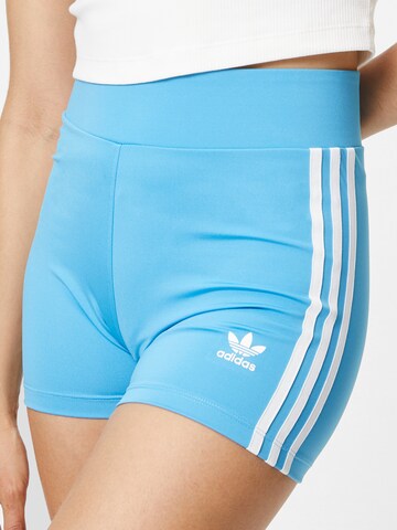 ADIDAS ORIGINALS Skinny Legíny – modrá