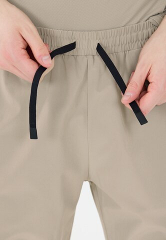 Virtus Regular Trainingshose 'Benan' in Grün