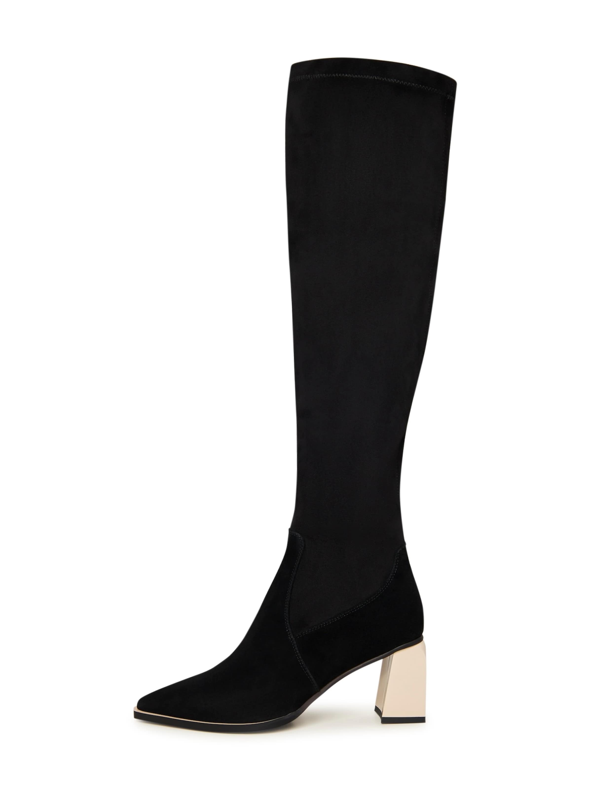 CESARE GASPARI Boots in Black: front