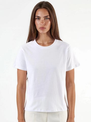 Busem - Camisa em branco