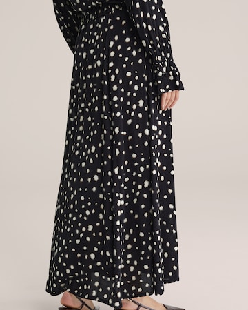 Fustă de la WE Fashion pe negru