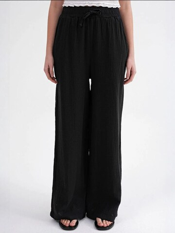 MixRay Wide leg Broek in Zwart: voorkant