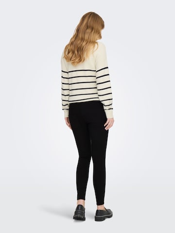 Only Maternity Slim fit Trousers 'ONLMNanna' in Black