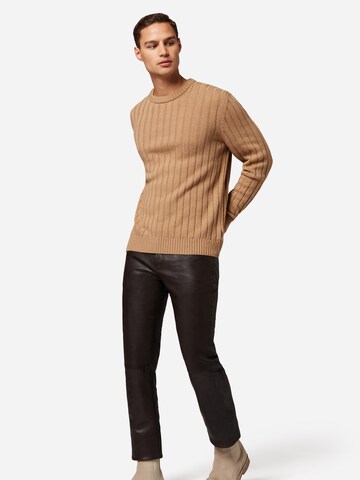 Coupe slim Pantalon 'Trant Pant' RICANO en marron