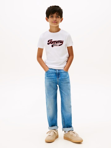 T-Shirt 'VARSITY' TOMMY HILFIGER en blanc