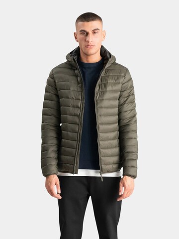 TEESHOPPEN Between-Season Jacket in Green: front