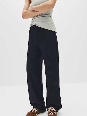 Wide leg Pantaloni con piega frontale di Pull&Bear in blu: frontale