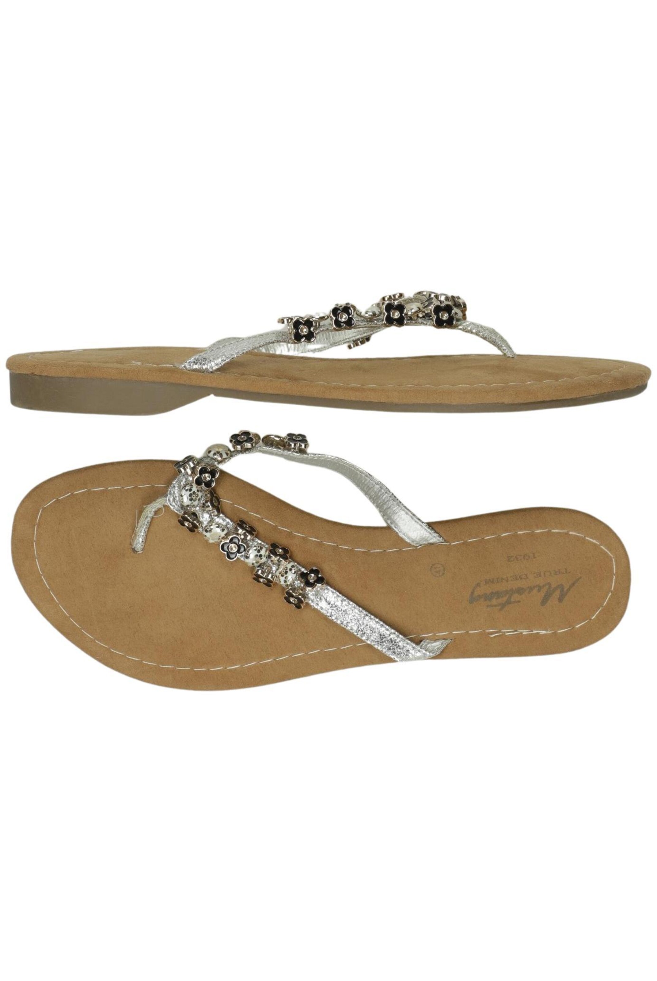 MUSTANG Sandals & High-Heeled Sandals in 41 in Silver: front