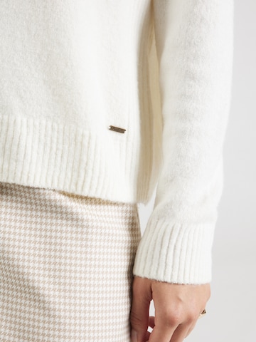 Pepe Jeans Sweater in White