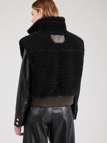 STAND STUDIO - Chaleco 'Andi' en negro