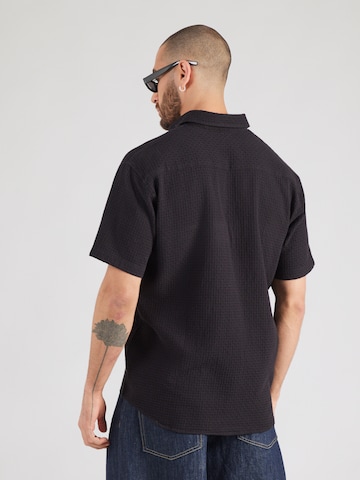 juoda JJ Rebel Standartinis modelis Marškiniai