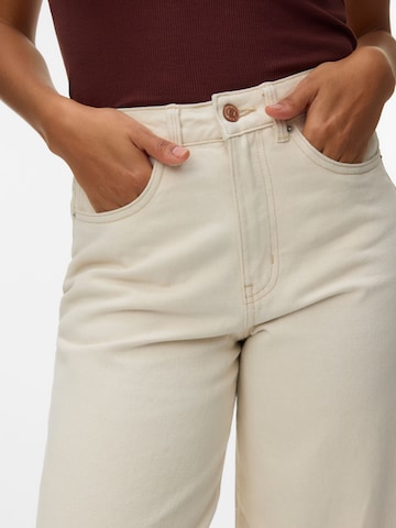 VERO MODA Regular Jeans 'VMZELDA' in White
