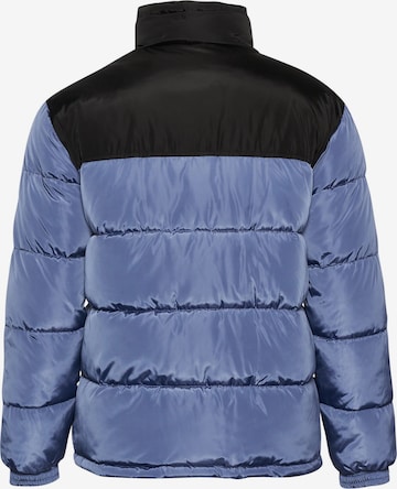 Karl Kani Prehodna jakna 'Essential' | modra barva