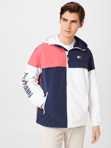 Tommy Jeans Between-season jacket in Blue: front